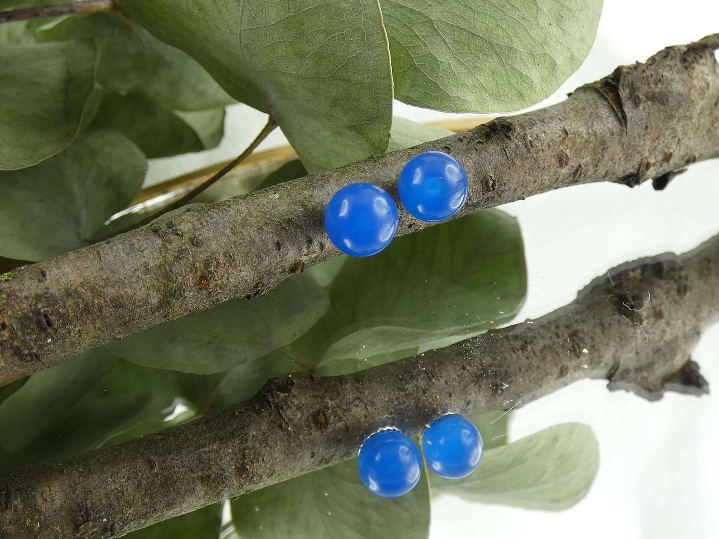 Perlenohrstecker Blauachat | Handgemachter Schmuck aus 925 Silber | Für Klarheit & Kommunikation