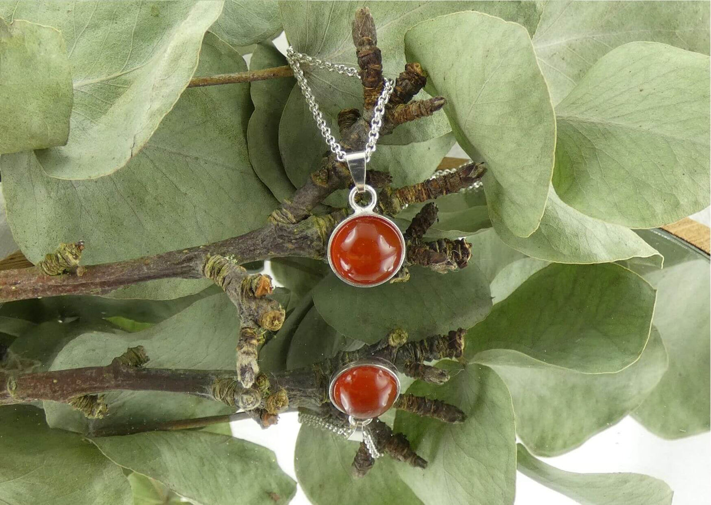 Kette Cabochon Karneol | Handgemachter Schmuck aus 925 Silber | Für Mut & Lebensenergie