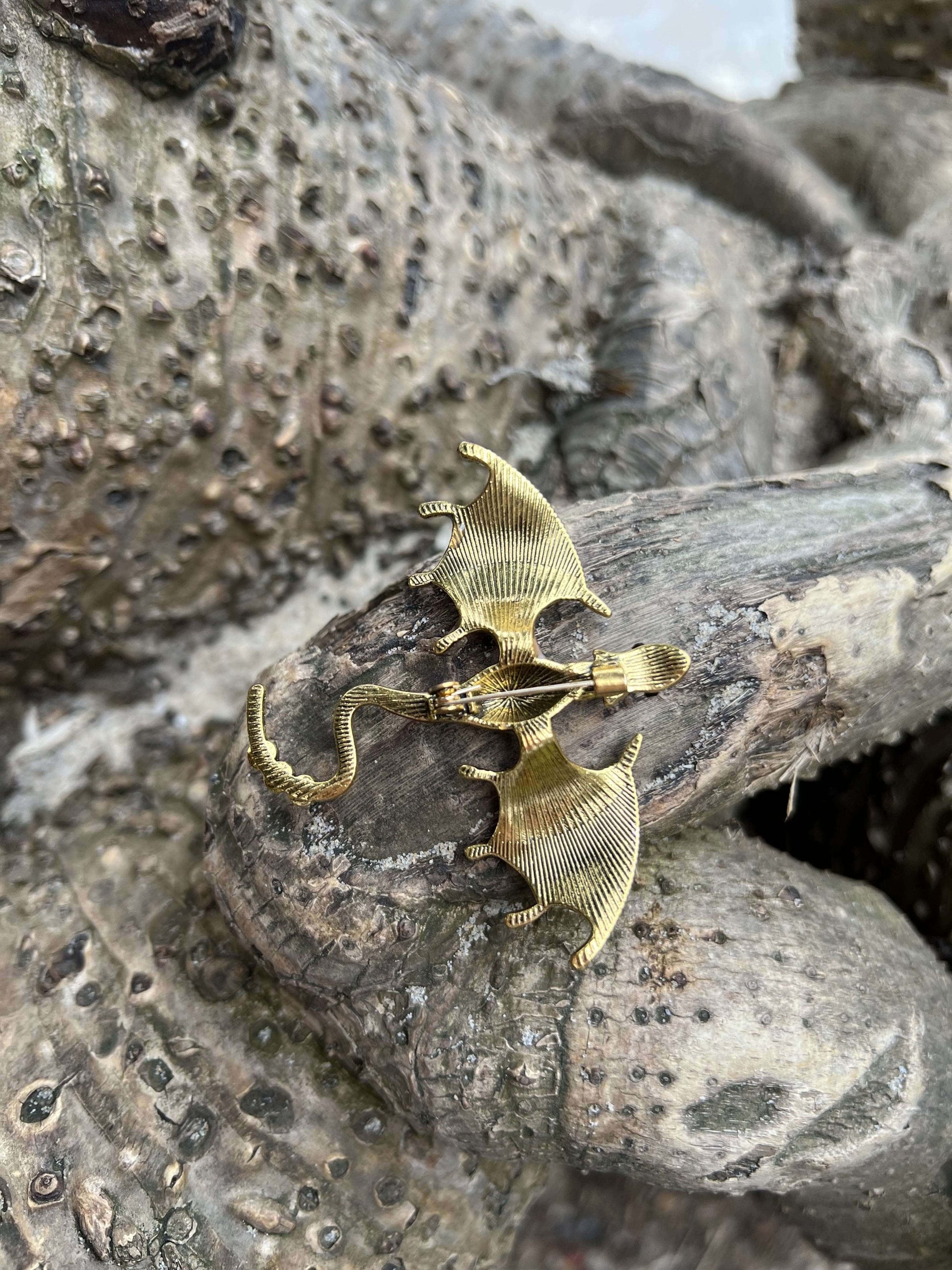 Krafttier_Drache-Macht_Weisheit_Staerke_Transformation-innererReichtum-rot-Rueckseite