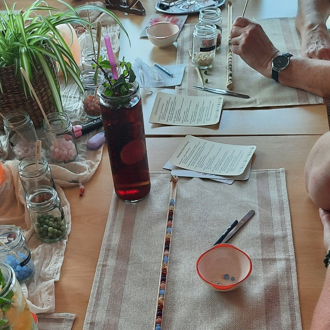 Perlenparty – Dein kreativer Workshop | Knüpfe deinen eigenen Edelsteinperlenschmuck ✨