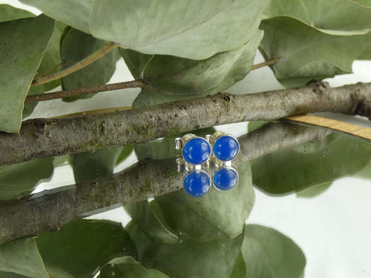 Handgefertigte Cabochon Ohrringe mit echtem Blauachat in der Kategorie magischer Schmuck