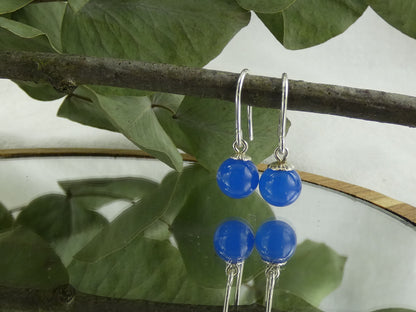 Handgefertigte Perlen Ohrhänger mit echtem Blauachat in der Kategorie magischer Schmuck