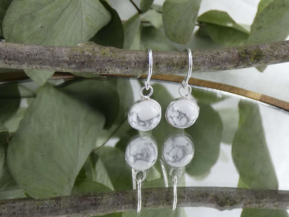 Ohrhänger Cabochon Howlith | Handgemachter Schmuck aus 925 Silber | Für Gelassenheit & Achtsamkeit