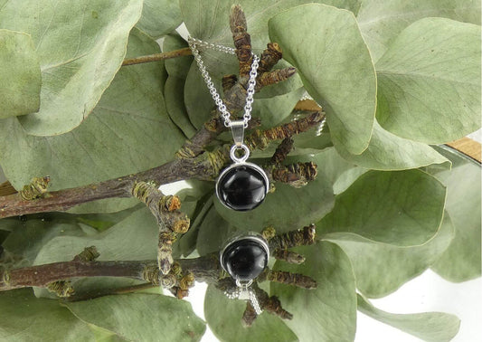 Kette Cabochon Onyx | Handgemachter Schmuck aus 925 Silber | Für Schutz & Erdung